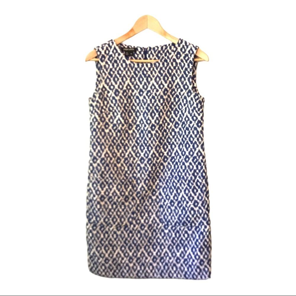 Paperwhite Jacquard Shift Dress Blue Sleeveless Size 2 XS Old Money